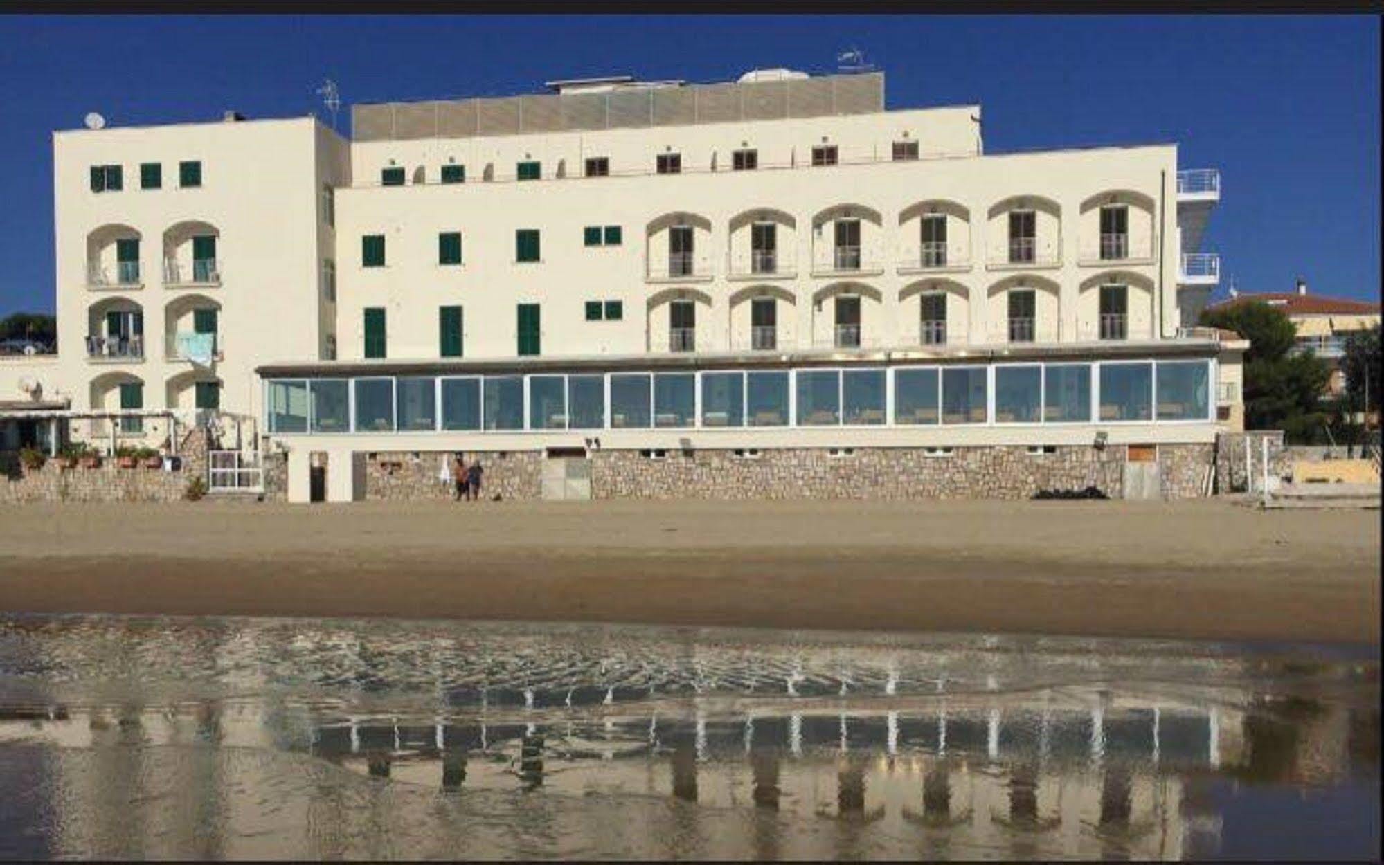 Hotel Amyclae Sperlonga Ngoại thất bức ảnh
