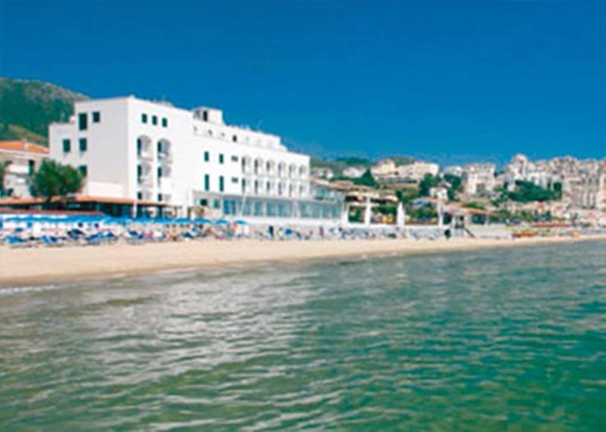Hotel Amyclae Sperlonga Ngoại thất bức ảnh